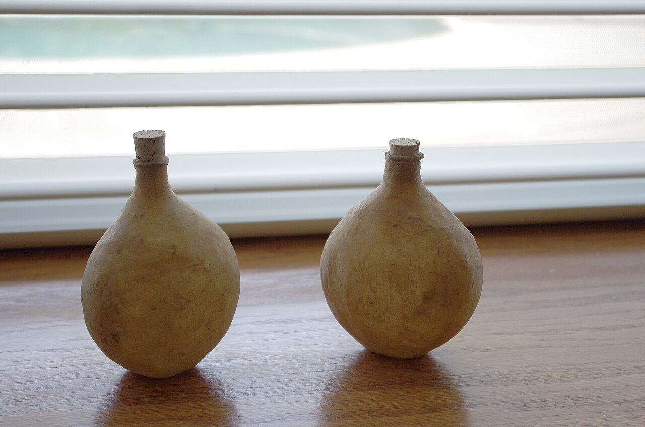 傳統 attar 香水瓶工藝