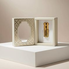 白金拱窗造型 attar 香水盒